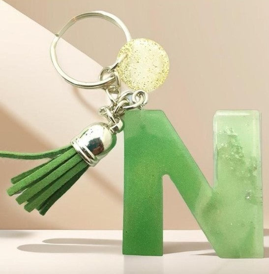Porte-clés lettre N en résine