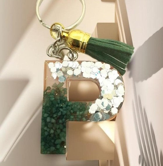 Porte-clés lettre P en résine