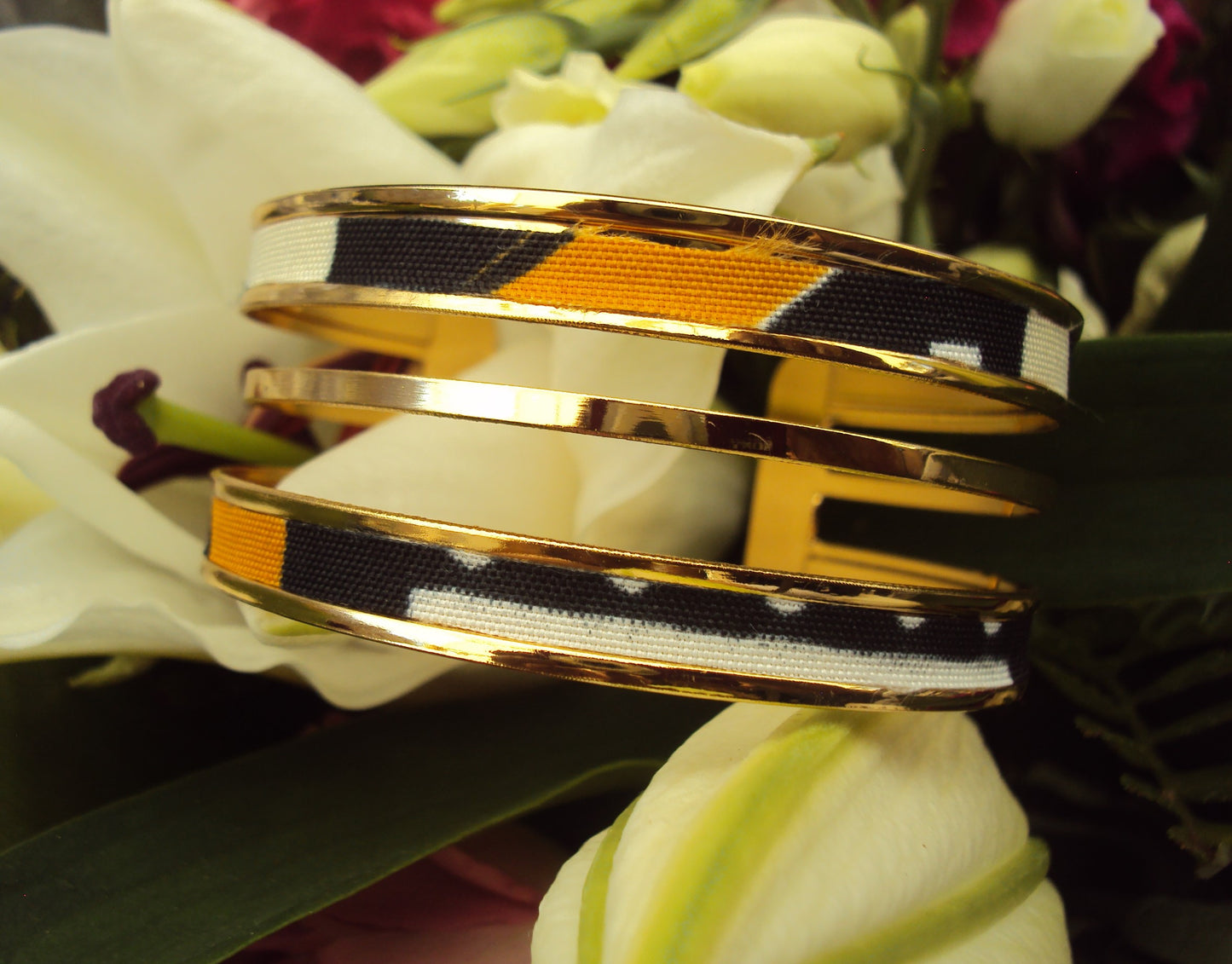 Bracelet Dany manchette doré et wax